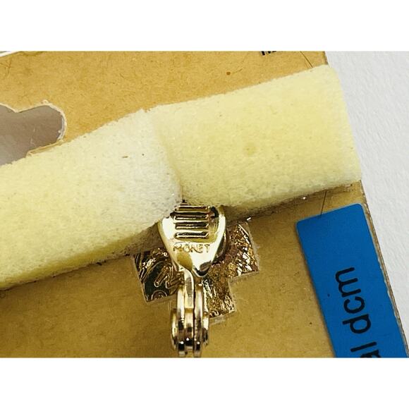 Vintage New on Card Monet Clip On Earrings Gold Tone Swirl Rhinestone JCP Huggie - Picture 13 of 15